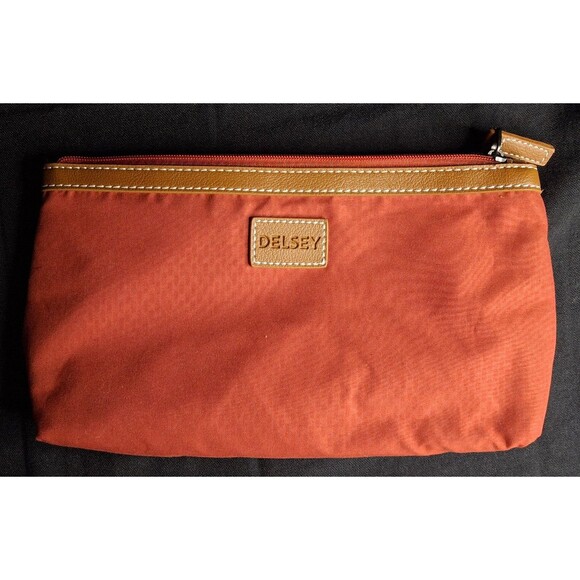 Delsey Paris Chatelet Air 2.0 Shoulder Bag w/ Additional Removable Small Pouch - Picture 8 of 16